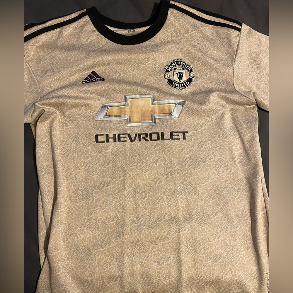 Manchester United 19/20 jersey